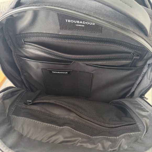 Troubadour Apex 3.0 Backpack (Black) - Picture 4 of 12